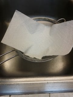 paper-towel-in-strainer-small